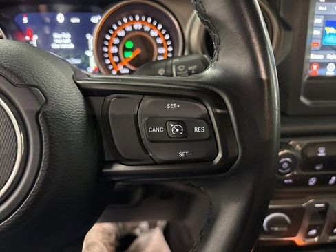 Used 2021 Jeep Wrangler Sport S image 20