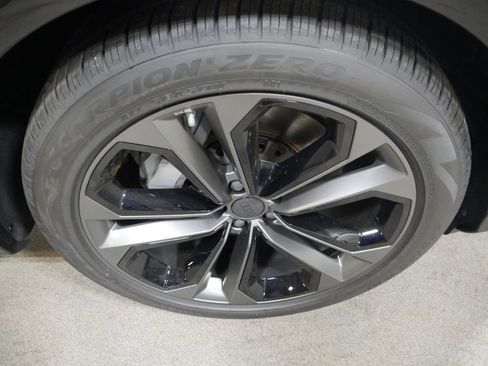 New 2026 Audi Q7 3.0T Premium Plus image 15