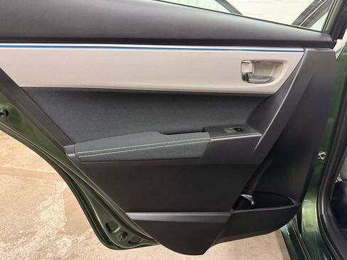 Used 2014 Toyota Corolla LE FWD image 26