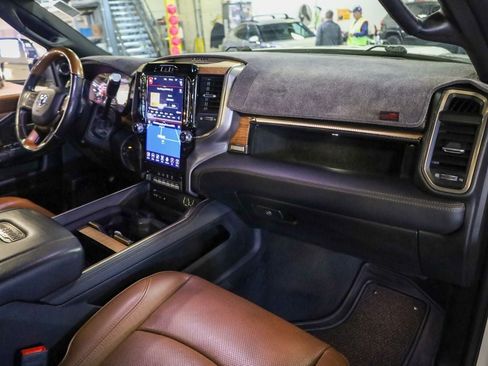 Used 2019 RAM 2500 Limited image 20