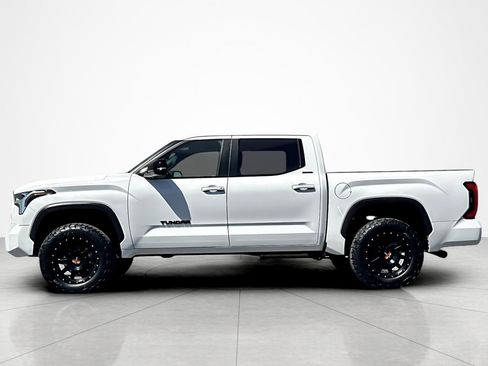 Certified 2026 Toyota Tundra Limited AWD/4WD image 2