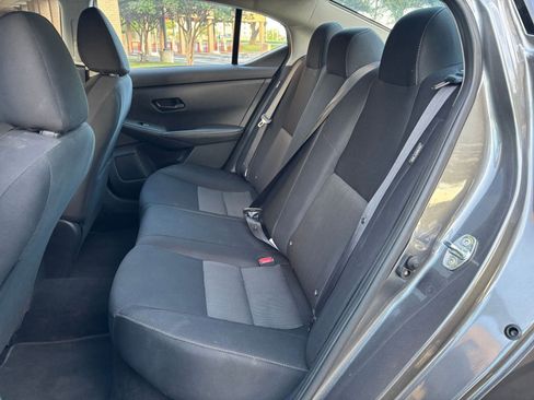Used 2025 Nissan Sentra SV FWD image 21