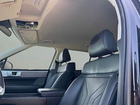 Used 2024 Hyundai Santa Fe SEL FWD image 19
