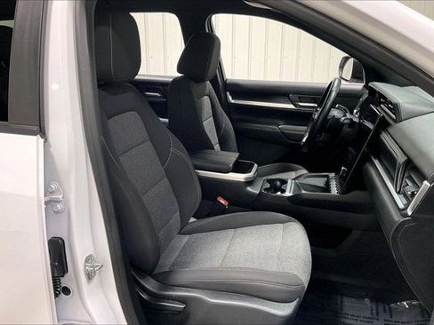 Used 2025 GMC Terrain Elevation AWD/4WD image 7