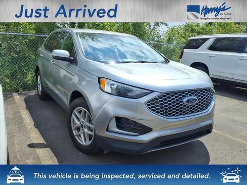 Used 2024 Ford Edge SEL AWD/4WD image 3