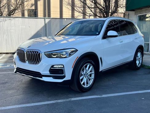 Used 2020 BMW X5 xDrive40i w/ Convenience Package image 3