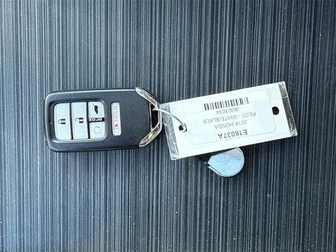 Used 2018 Honda Pilot Elite image 4