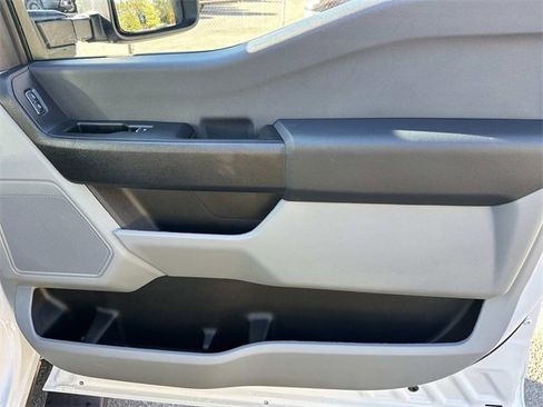 Used 2025 Ford F350 XL w/ FX4 Off-Road Package image 25