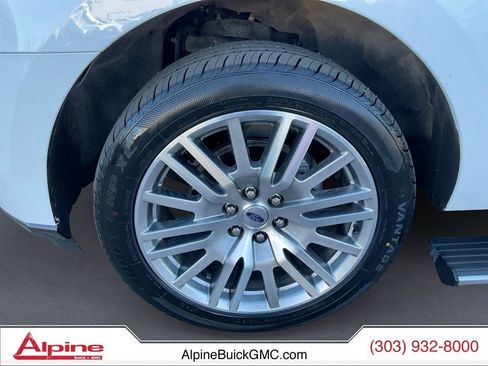 Used 2024 Ford Expedition Limited image 14