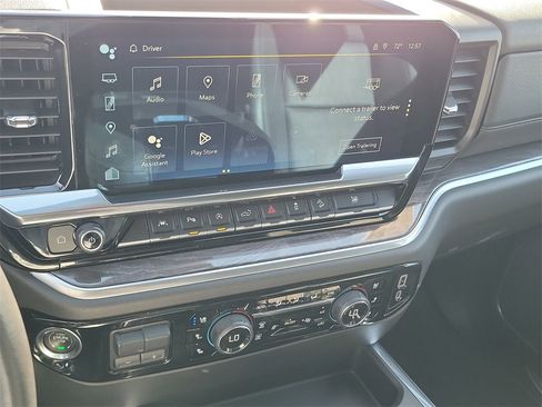 Used 2022 Chevrolet Silverado 1500 LTZ w/ LTZ Premium Package image 13