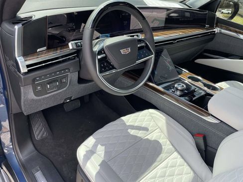 New 2026 Cadillac Escalade Platinum Sport image 20