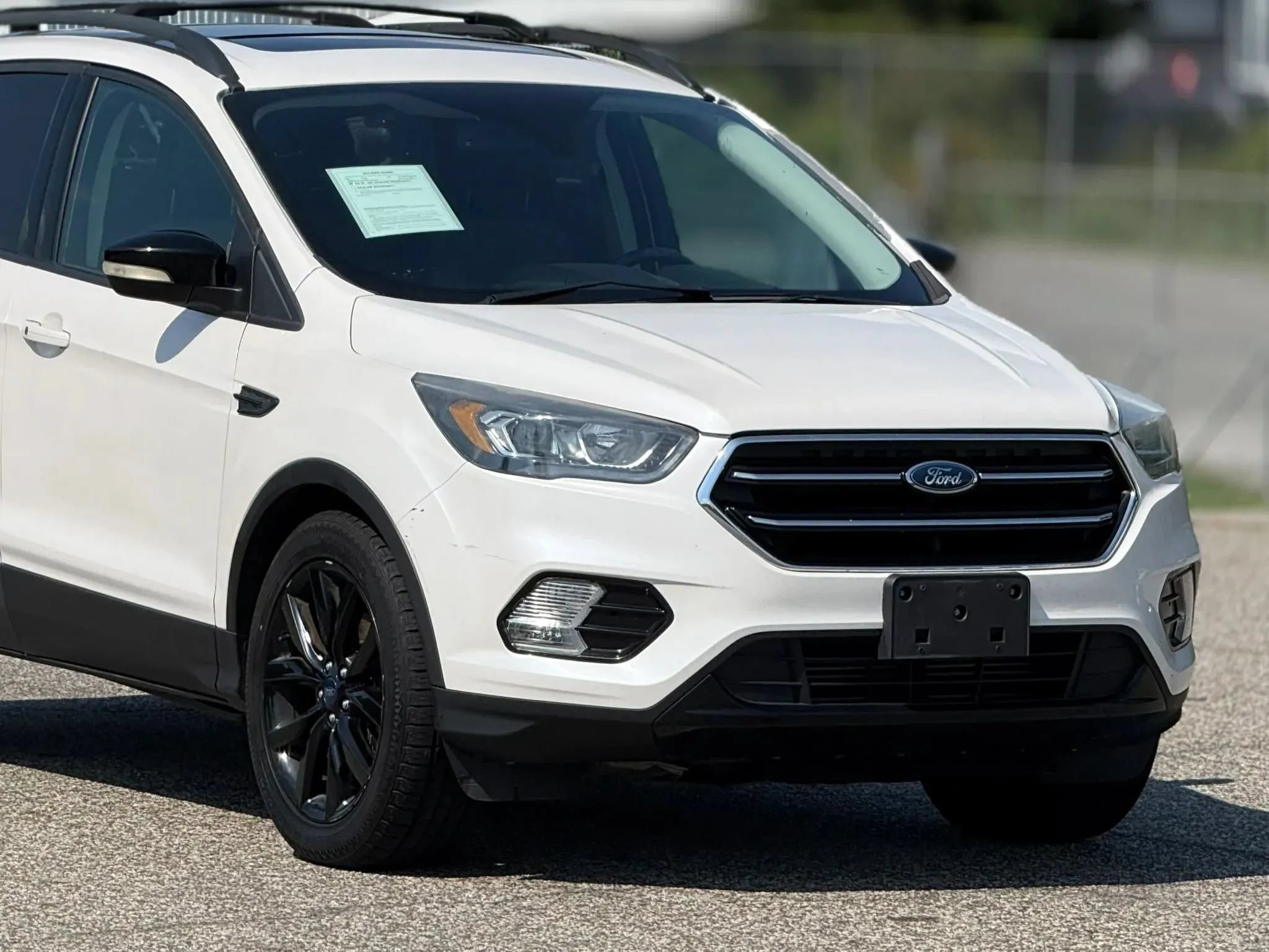 Used 2017 Ford Escape Titanium w/ Canadian Touring Package AWD/4WD image 15