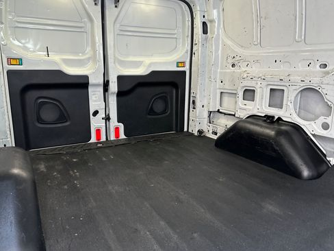 Used 2016 Ford Transit 150 130 Low Roof RWD image 15