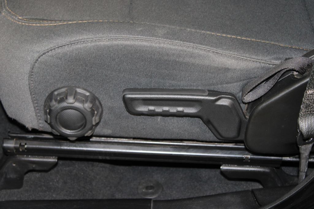 Used 2024 Jeep Wrangler Unlimited Sport AWD/4WD image 19
