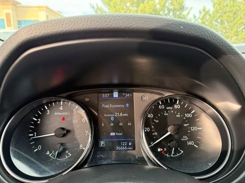 Used 2021 Nissan Rogue Sport SL w/ Premium Package image 33