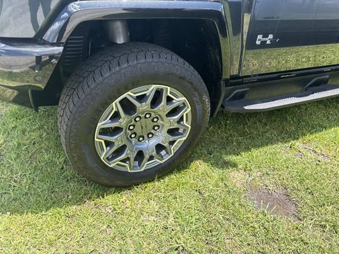 Used 2026 GMC Hummer EV SUV AWD/4WD image 10