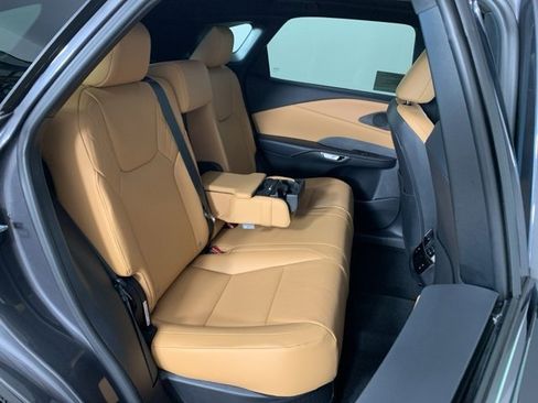Used 2025 Lexus RX 350 w/ Convenience Package image 38