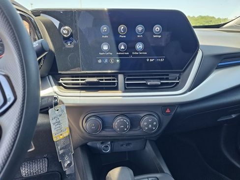Used 2026 Chevrolet Trax LS FWD image 50