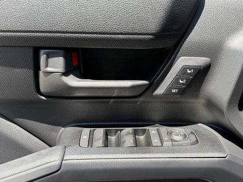 New 2026 Toyota 4Runner TRD Off-Road Premium AWD/4WD image 25