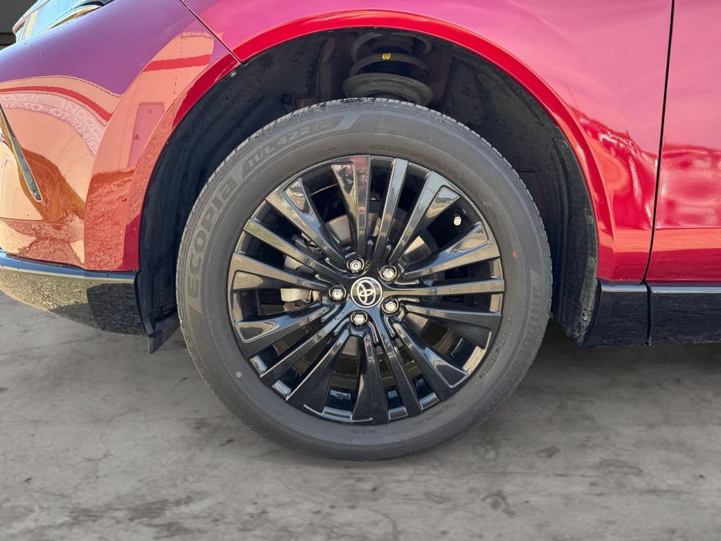Certified 2023 Toyota Venza Nightshade AWD/4WD image 9