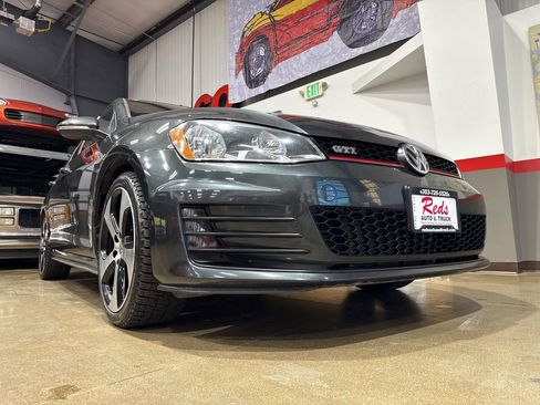 Used 2017 Volkswagen GTI S image 20