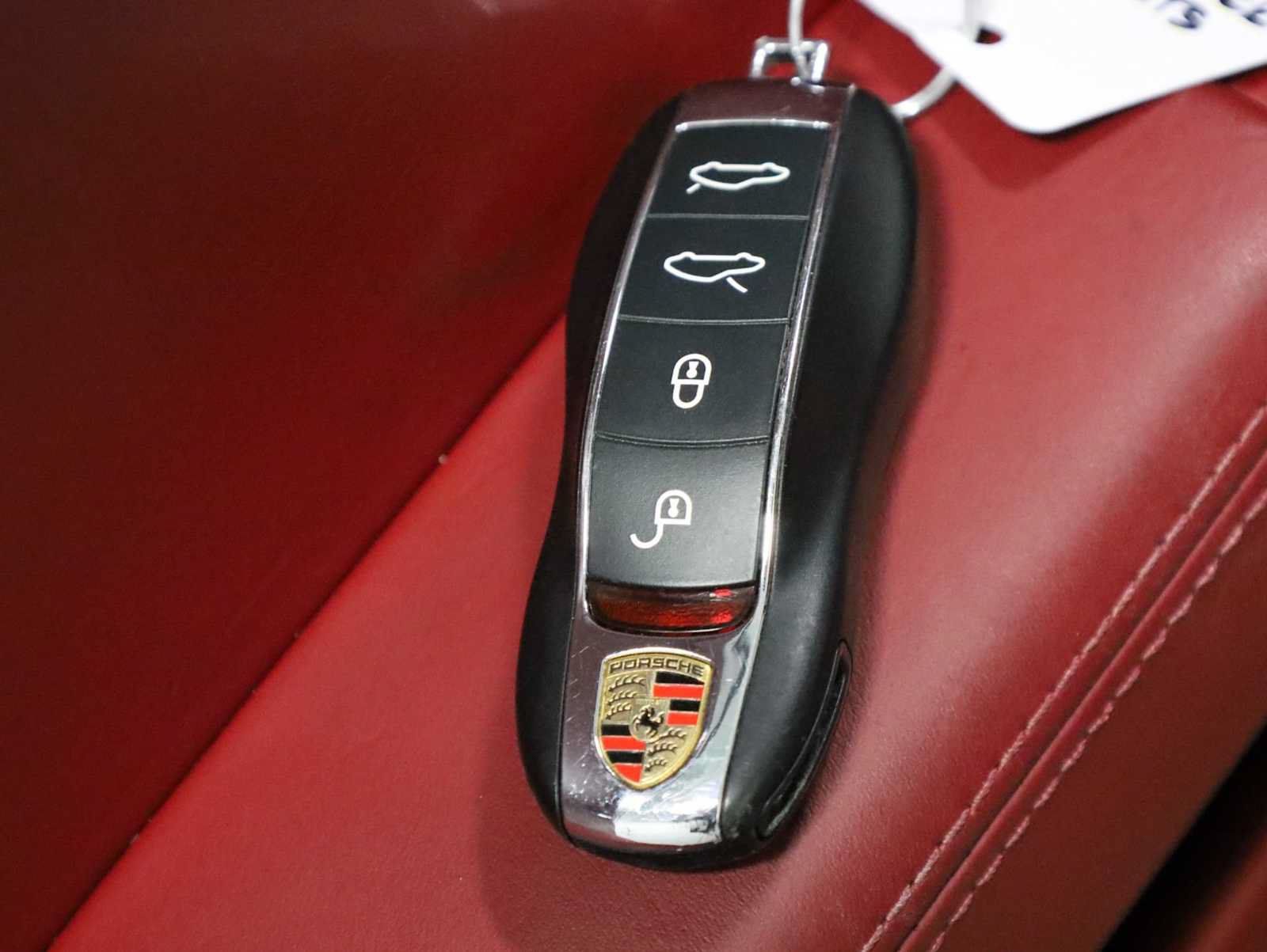 Used 2019 Porsche 718 Cayman GTS RWD image 39