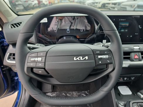 New 2026 Kia K4 EX FWD image 28