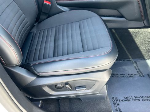 Certified 2025 Ford Explorer ST-Line w/ Premium Package image 18