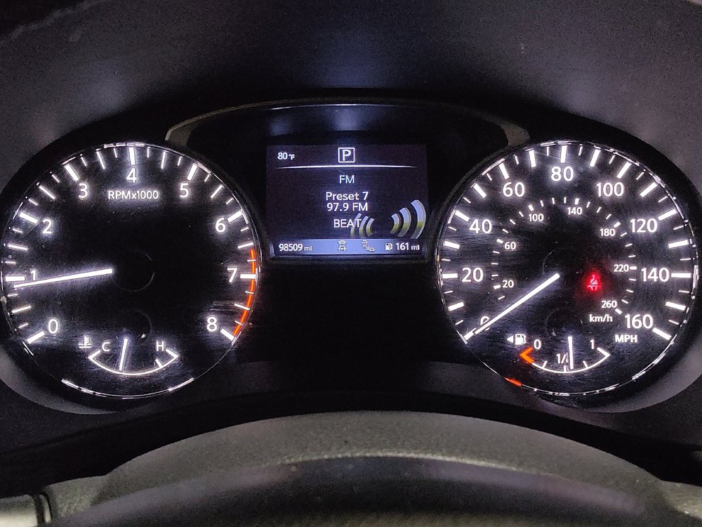 Used 2019 Nissan Pathfinder SL FWD image 23