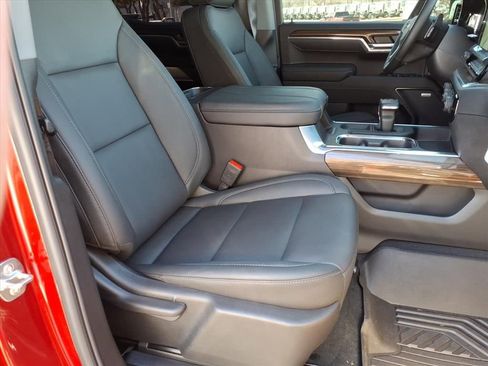 Certified 2026 Chevrolet Silverado 1500 LT Trail Boss w/ LT Trail Boss Premium Package AWD/4WD image 19