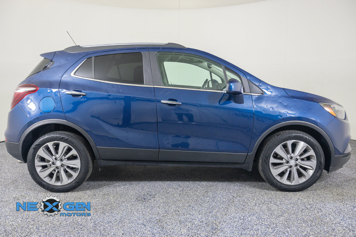 Used 2020 Buick Encore Preferred w/ Safety Package FWD image 9