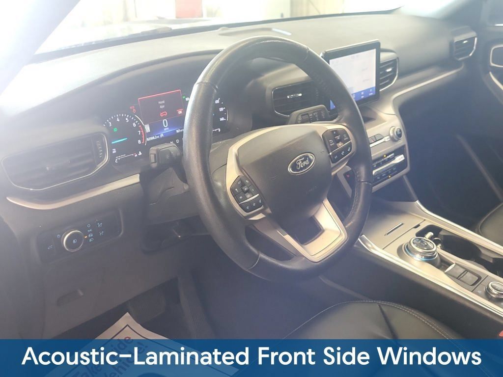 Used 2023 Ford Explorer XLT w/ Equipment Group 202A AWD/4WD image 11