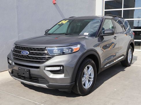 Used 2024 Ford Explorer XLT w/ Equipment Group 202A AWD/4WD image 1