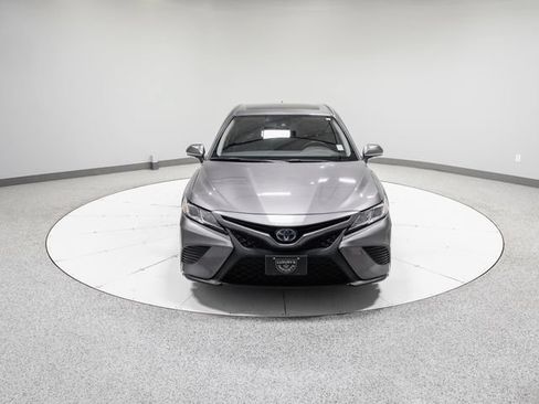 Used 2019 Toyota Camry Hybrid FWD image 28