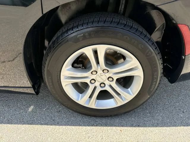 Used 2022 Dodge Charger SXT RWD image 12