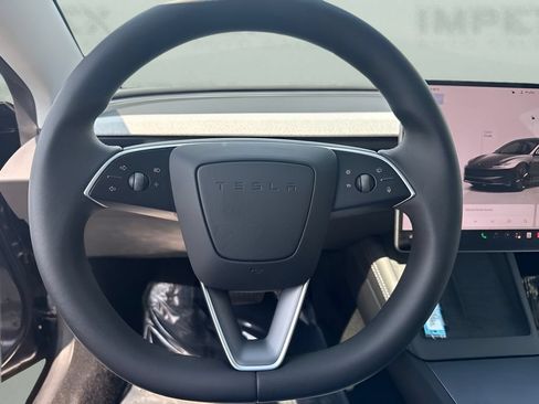 Used 2025 Tesla Model 3 Long Range RWD image 15