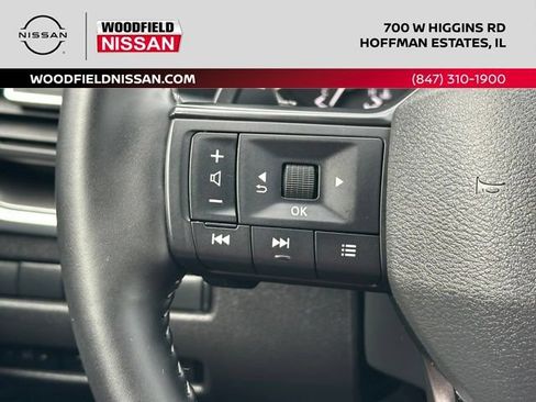 Certified 2025 Nissan Rogue SV AWD/4WD image 38