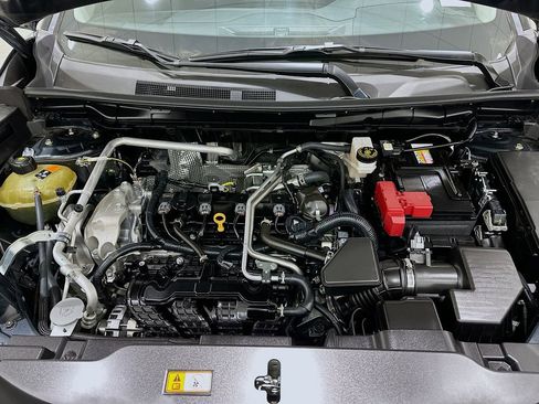 Used 2025 Mitsubishi Outlander SE image 31