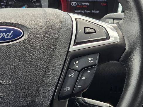 Used 2014 Ford Fusion SE w/ Equipment Group 202A FWD image 17