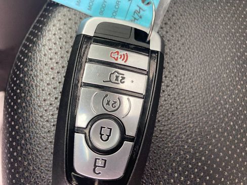 Used 2020 Ford Escape SEL AWD/4WD image 33