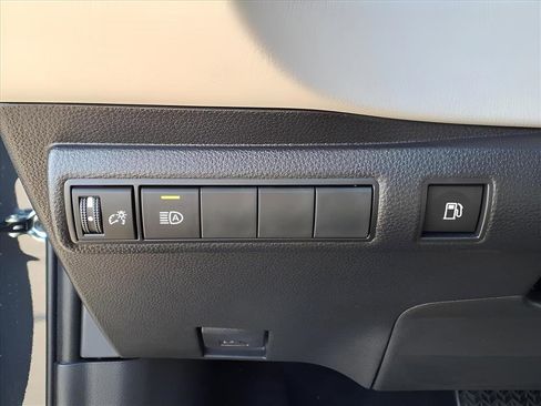 Certified 2026 Toyota Corolla LE image 15