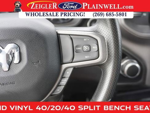 Used 2023 RAM 3500 Tradesman w/ Convenience Group image 25