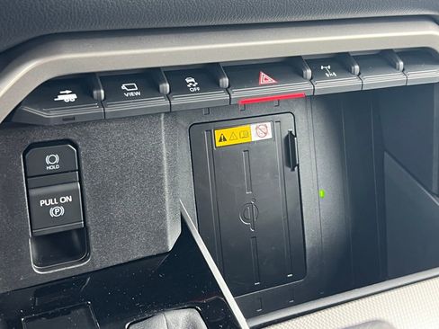 Used 2024 Toyota Sequoia Limited image 38