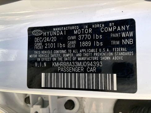 Used 2021 Hyundai Venue SE FWD image 34