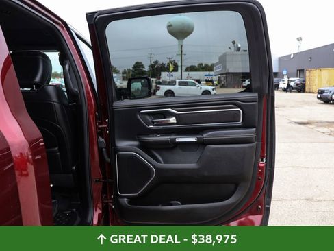 Used 2025 RAM 1500 Laramie image 24