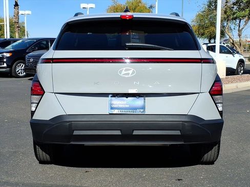 Certified 2025 Hyundai Kona SEL image 4