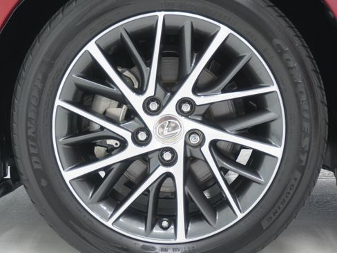 Used 2017 Lexus ES 350 w/ Luxury Package FWD image 31