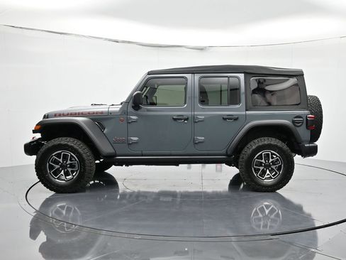 New 2026 Jeep Wrangler Unlimited Rubicon w/ Technology Group image 9