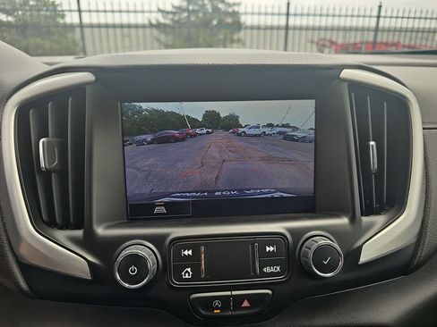 Used 2023 GMC Terrain SLT AWD/4WD image 23