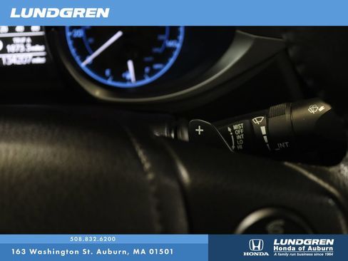 Used 2015 Toyota Corolla S FWD image 18